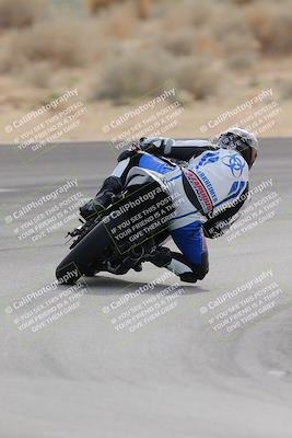 media/Dec-17-2022-SoCal Trackdays (Sat) [[224abd9271]]/Turn 10 Backside (120pm)/